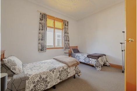 Photo of property in 178 Victoria Road, Saint Clair, Dunedin, 9012