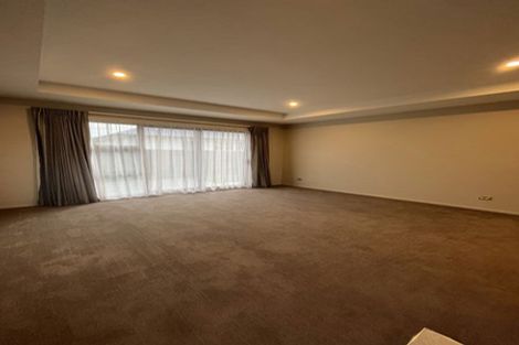 Photo of property in 2/5 Beatrice Place, Avonhead, Christchurch, 8042