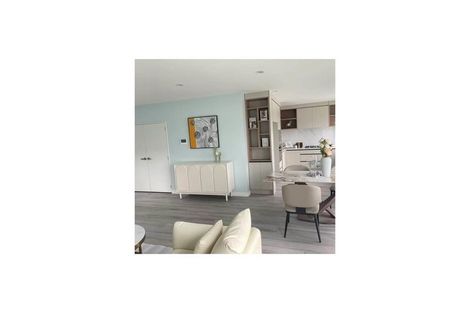 Photo of property in 48 Taipahitini Road, Rosehill, 2113