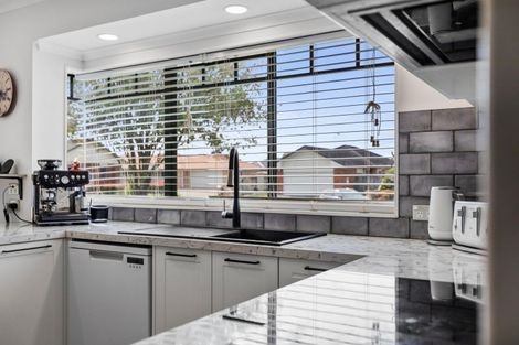 Photo of property in 29 Rosberg Place, Mount Maunganui, 3116