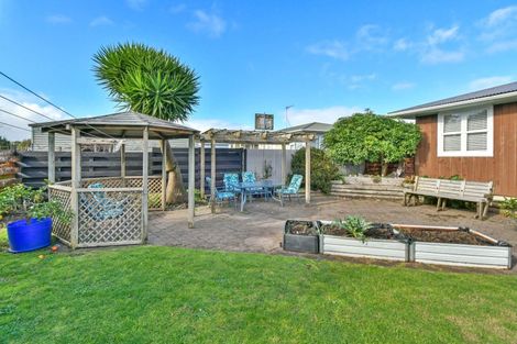 Photo of property in 9 Lomas Place, Manurewa, Auckland, 2102