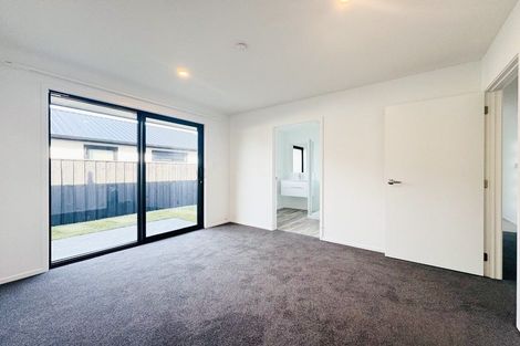 Photo of property in 37 Mehrtens Crescent, Woodend, 7691