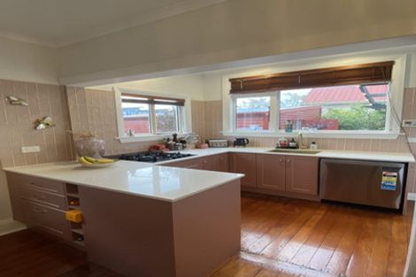 Photo of property in 12 Packe Street, Edgeware, Christchurch, 8013