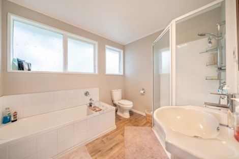 Photo of property in 168 California Drive, Totara Park, Upper Hutt, 5018