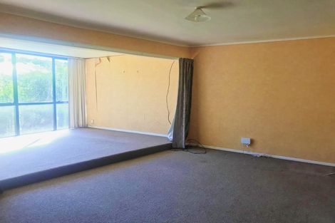 Photo of property in 2/9 Adriatic Avenue, Henderson, Auckland, 0612