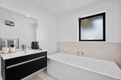 Photo of property in 54 Strowan Avenue, Elgin, 7700