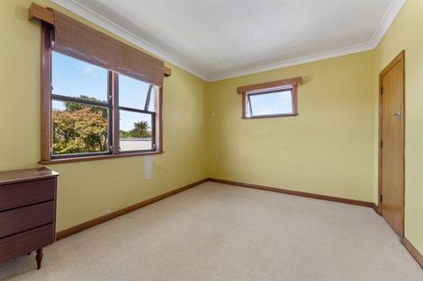 Photo of property in 8 Luton Street, Hokowhitu, Palmerston North, 4410