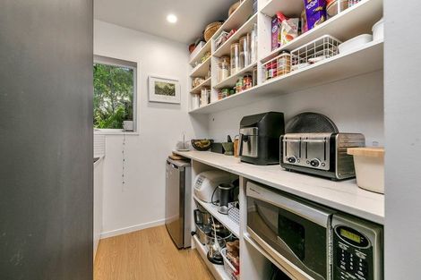 Photo of property in 186c Woodlands Park Road, Titirangi, Auckland, 0604