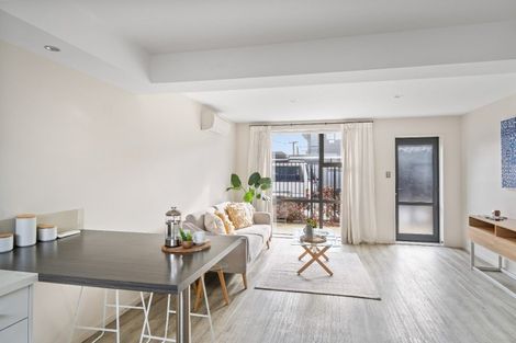 Photo of property in 7/22 Springfield Road, St Albans, Christchurch, 8014