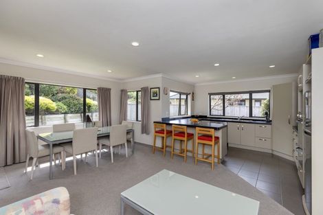 Photo of property in 33 Gandalf Crescent, Paraparaumu, 5032