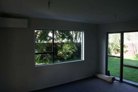 Photo of property in 1/2 Ararino Street, Trentham, Upper Hutt, 5018