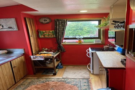 Photo of property in 30 Celia Street, Stratford, 4332