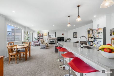 Photo of property in 14 Latimer Way, Petone, Lower Hutt, 5012