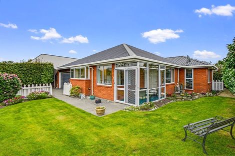 Photo of property in 8 Kennedys Bush Road, Halswell, Christchurch, 8025