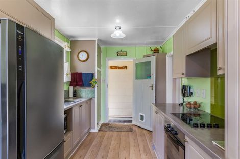 Photo of property in 34 Dimock Street, Titahi Bay, Porirua, 5022