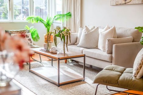 Photo of property in 5 Mitchell Grove, Ranui, Porirua, 5024