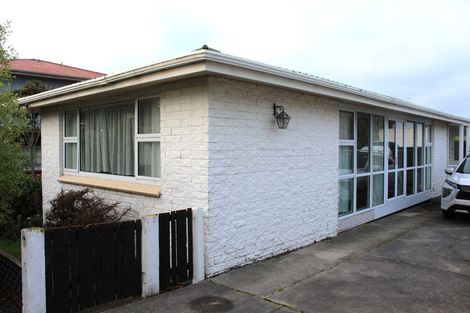 Photo of property in 18 Wills Street, Balaclava, Dunedin, 9011