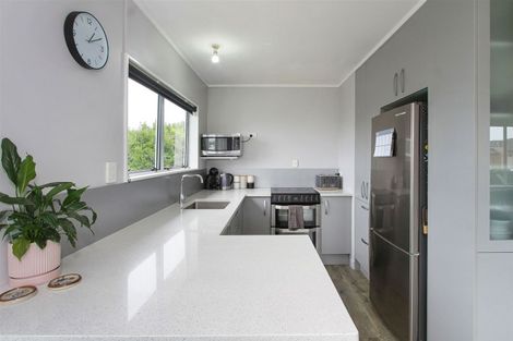 Photo of property in 25 Crispe Road, Clarks Beach, 2122