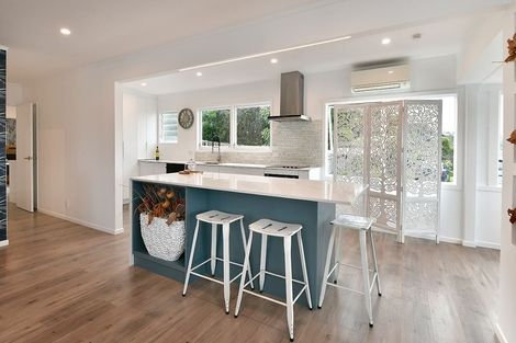 Photo of property in 41 Rangimaarie Crescent, Snells Beach, 0920