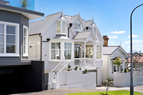 Photo of property in 64 St Marys Road, Saint Marys Bay, Auckland, 1011