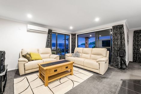 Photo of property in 73 Aotea Drive, Aotea, Porirua, 5024
