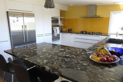 Photo of property in 104 Creswick Terrace, Northland, Wellington, 6012