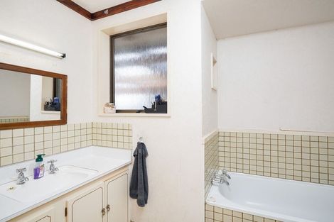 Photo of property in 89 Dalwharn Street, Wallacetown, 9816