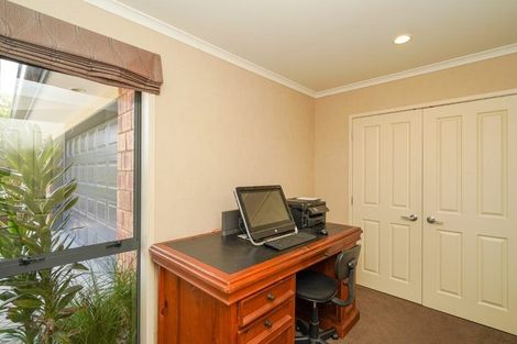 Photo of property in 18 Andre Rise, Stanmore Bay, Whangaparaoa, 0932