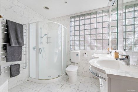 Photo of property in 20 Barton Terrace, Thorndon, Wellington, 6011