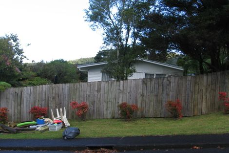 Photo of property in 43 Rimutaka Place, Titirangi, Auckland, 0604