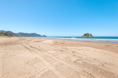 Photo of property in 1459d Anaura Road, Anaura Bay, Tokomaru Bay, 4079