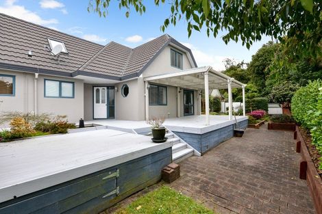 Photo of property in 27 Greenfield Drive, Western Heights, Hamilton, 3200