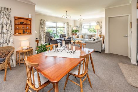 Photo of property in 27 Lithgow Drive, Otamatea, Whanganui, 4500