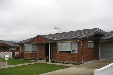 Photo of property in 4 Surrey Lane, Levin, 5510