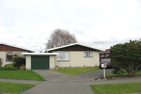 Photo of property in 2/22 Apollo Place, Papanui, Christchurch, 8052