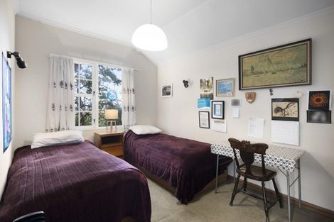 Photo of property in 157 Marine Parade, Eastbourne, Lower Hutt, 5013