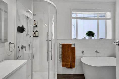 Photo of property in 11b Hine Street, New Plymouth, 4310