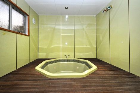 Photo of property in 34 Withers Road, Glen Eden, Auckland, 0602