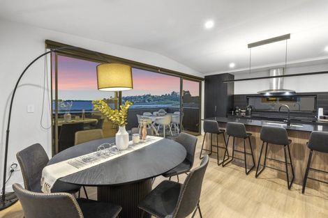 Photo of property in 31 Hinaki Street, Poike, Tauranga, 3112