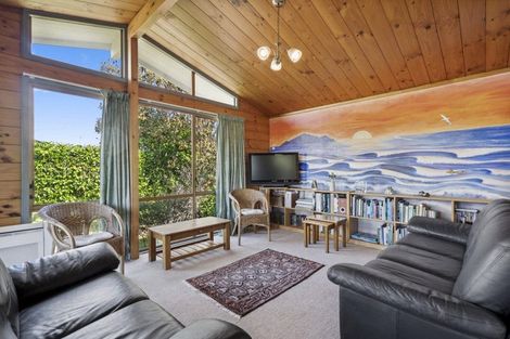 Photo of property in 41 Rangiuru Road, Otaki Beach, Otaki, 5512