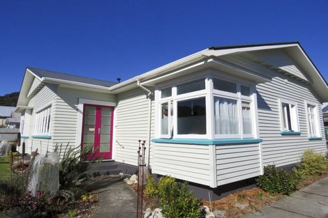 Photo of property in 49 Shiel Street, Reefton, 7830