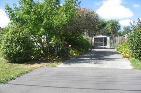 Photo of property in 27 Auburn Avenue, Upper Riccarton, Christchurch, 8041