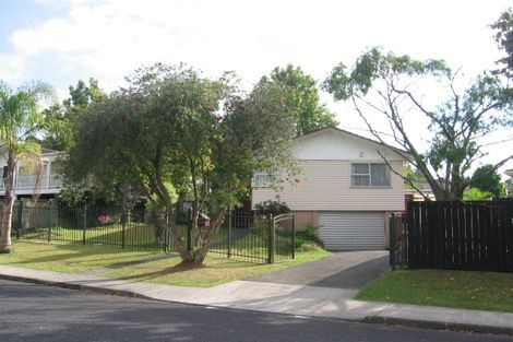 Photo of property in 23 Normanton Street, Glenfield, Auckland, 0629