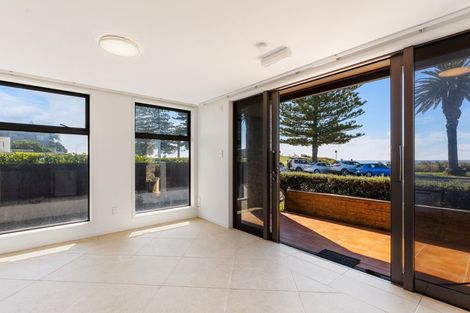 Photo of property in 1/30 Marine Parade, Mount Maunganui, 3116