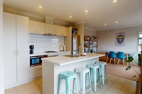 Photo of property in 2 Gennaker Lane, Whitby, Porirua, 5024