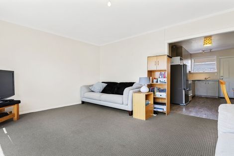 Photo of property in 2/5 Church Square, Addington, Christchurch, 8024