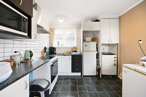 Photo of property in 8 Mount View Road, Melville, Hamilton, 3206