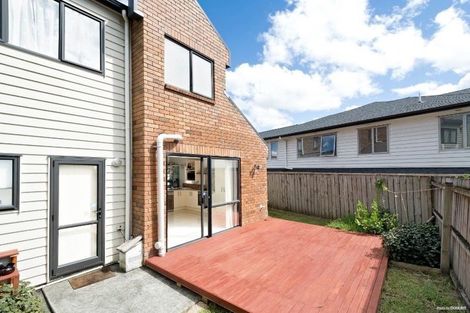 Photo of property in Albany Gardens, 19 Masons Road, Oteha, Auckland, 0632