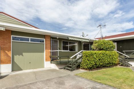 Photo of property in 2/11 Mchardy Street, Havelock North, 4130