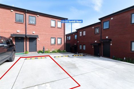 Photo of property in 13/15 Sunhill Road, Sunnyvale, Auckland, 0612